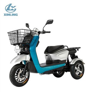 Driewielige elektrische driewieler-scooter